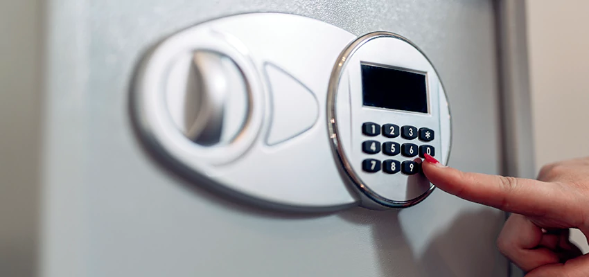 Jewelry Safe Cracking in Solvang, California